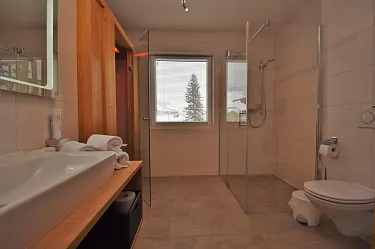 badezimmer.3.jpg